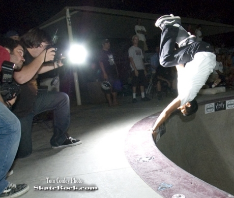 The sessions went on well after dark. Chris Livingston stalls an invert for the photographers.